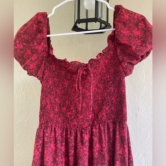 Mi Ami Red Floral Off-Shoulder Dress - Picture 4 of 6